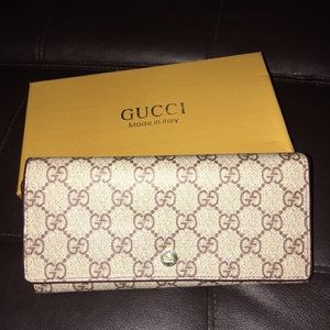 Gucci Wallet